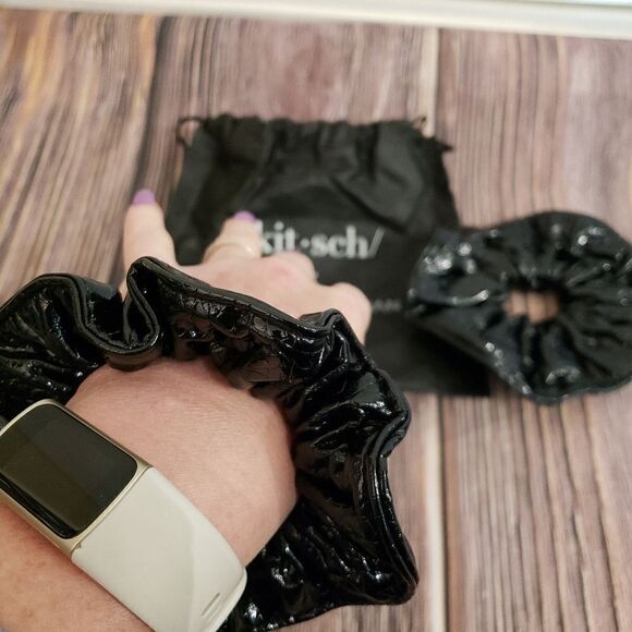 3 for $25 Kitsch x Justine Marjan Hair Scrunchies - Picture 5 of 6